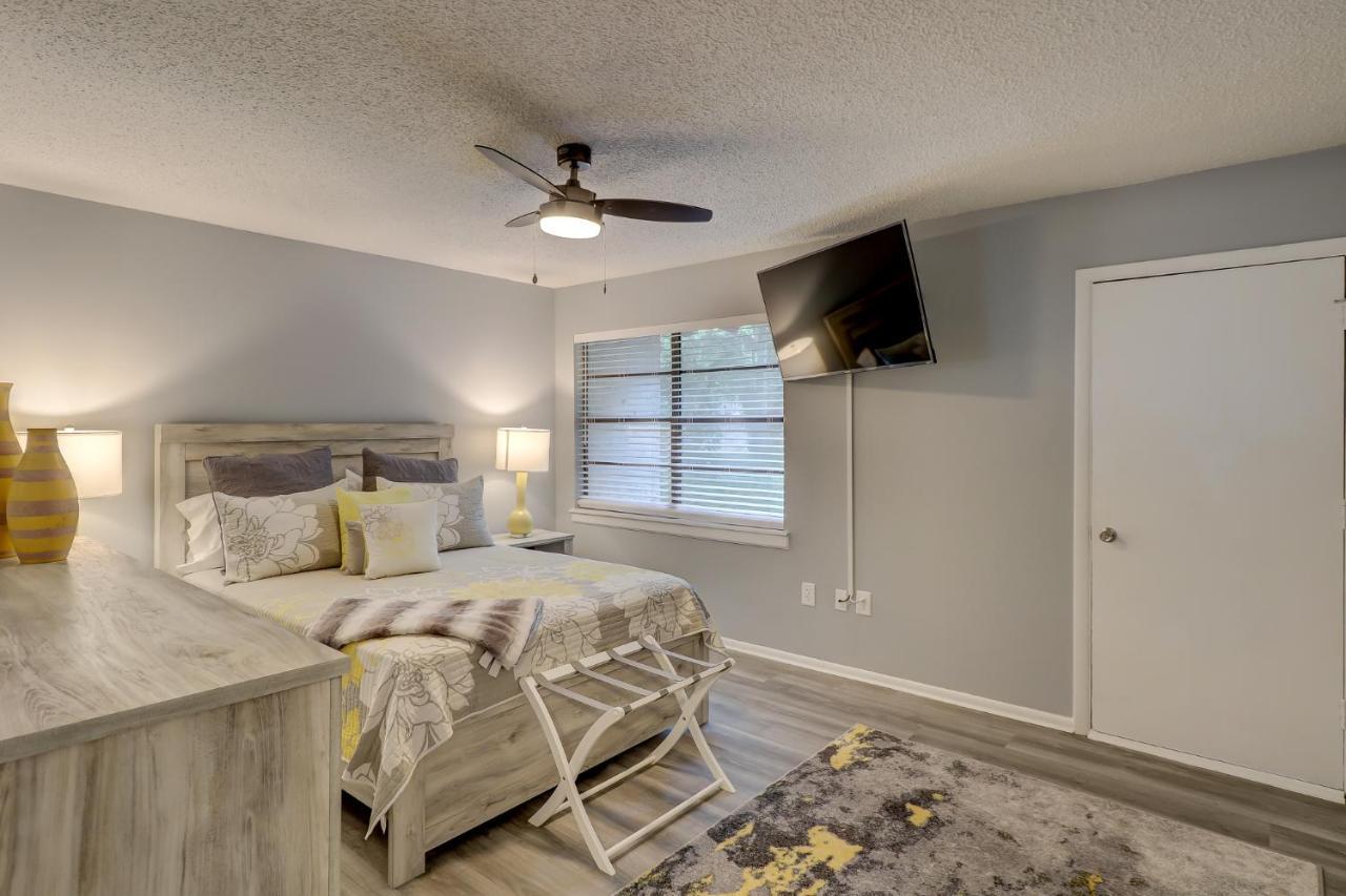 #111 Elaborate Condo Ideal Location 2Brm/2 Parking Hilton Head Island Exteriör bild