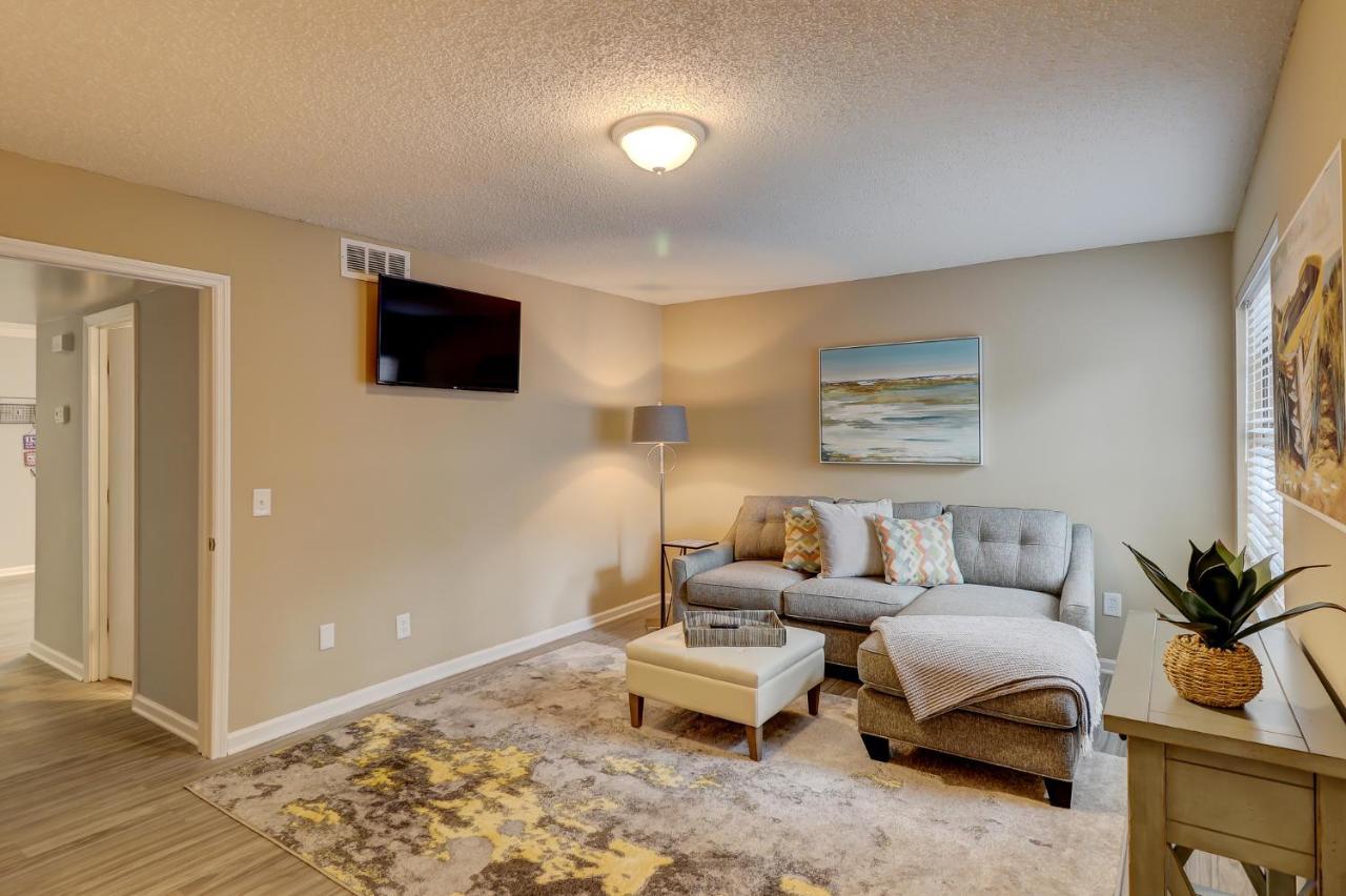 #111 Elaborate Condo Ideal Location 2Brm/2 Parking Hilton Head Island Exteriör bild