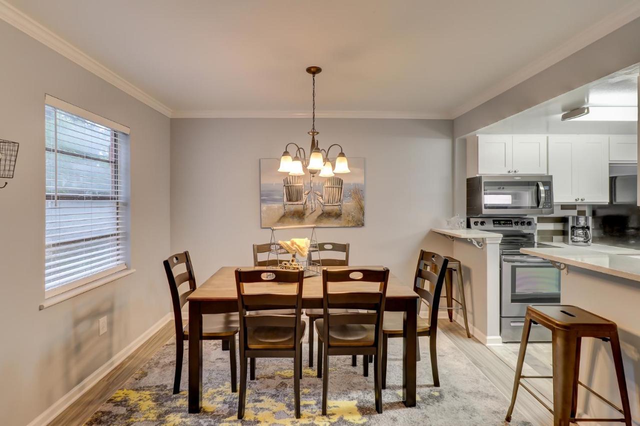 #111 Elaborate Condo Ideal Location 2Brm/2 Parking Hilton Head Island Exteriör bild