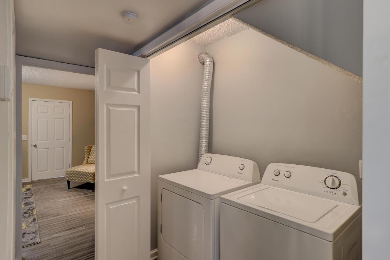 #111 Elaborate Condo Ideal Location 2Brm/2 Parking Hilton Head Island Exteriör bild