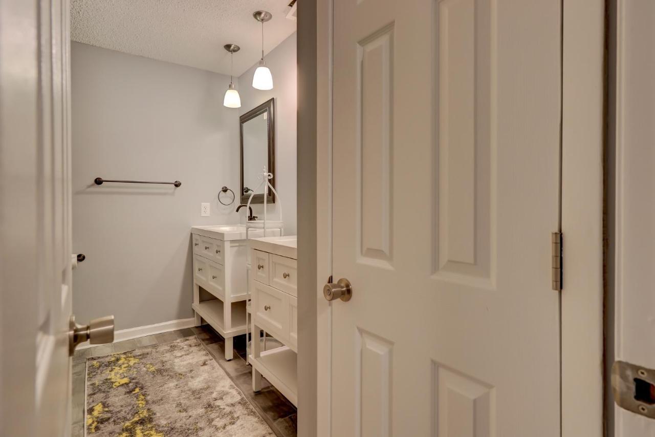#111 Elaborate Condo Ideal Location 2Brm/2 Parking Hilton Head Island Exteriör bild