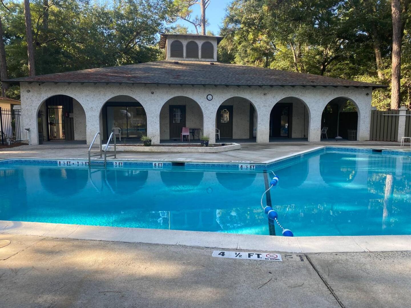 #111 Elaborate Condo Ideal Location 2Brm/2 Parking Hilton Head Island Exteriör bild