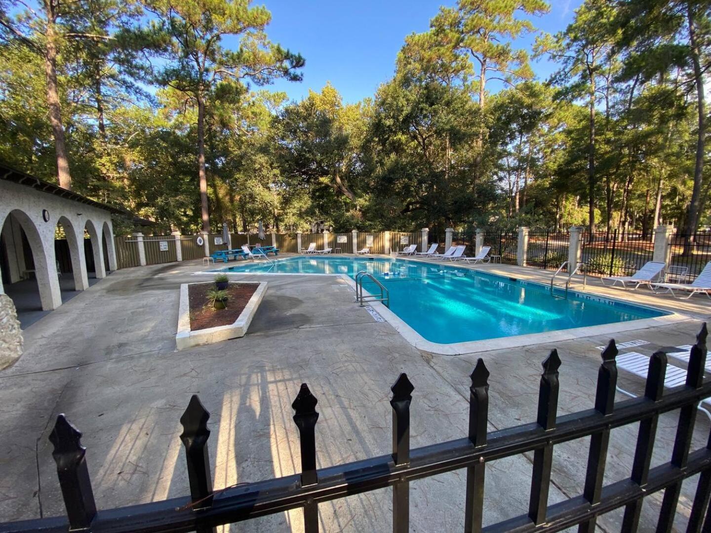 #111 Elaborate Condo Ideal Location 2Brm/2 Parking Hilton Head Island Exteriör bild